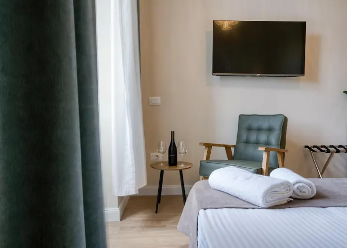 Aaa Apartments & Rooms With Free Parking